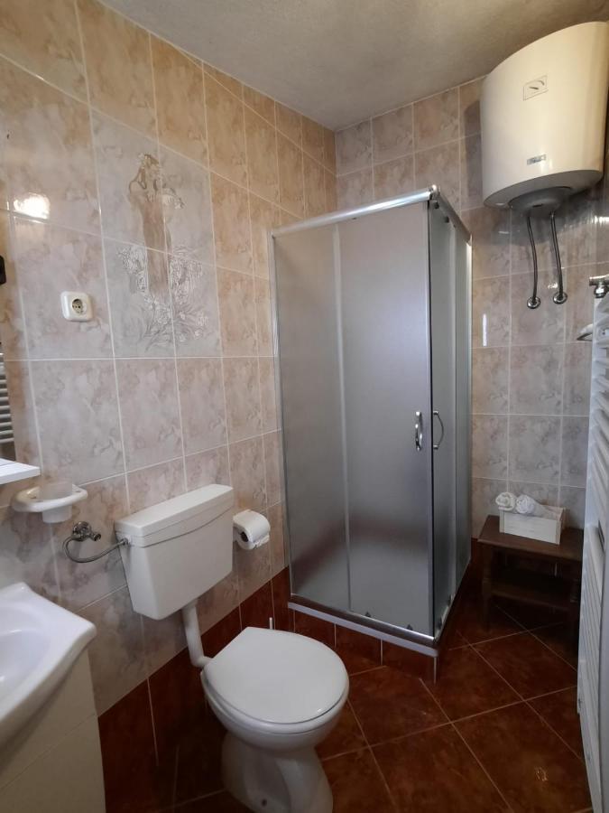Lana 1 Hotel Senj  Buitenkant foto